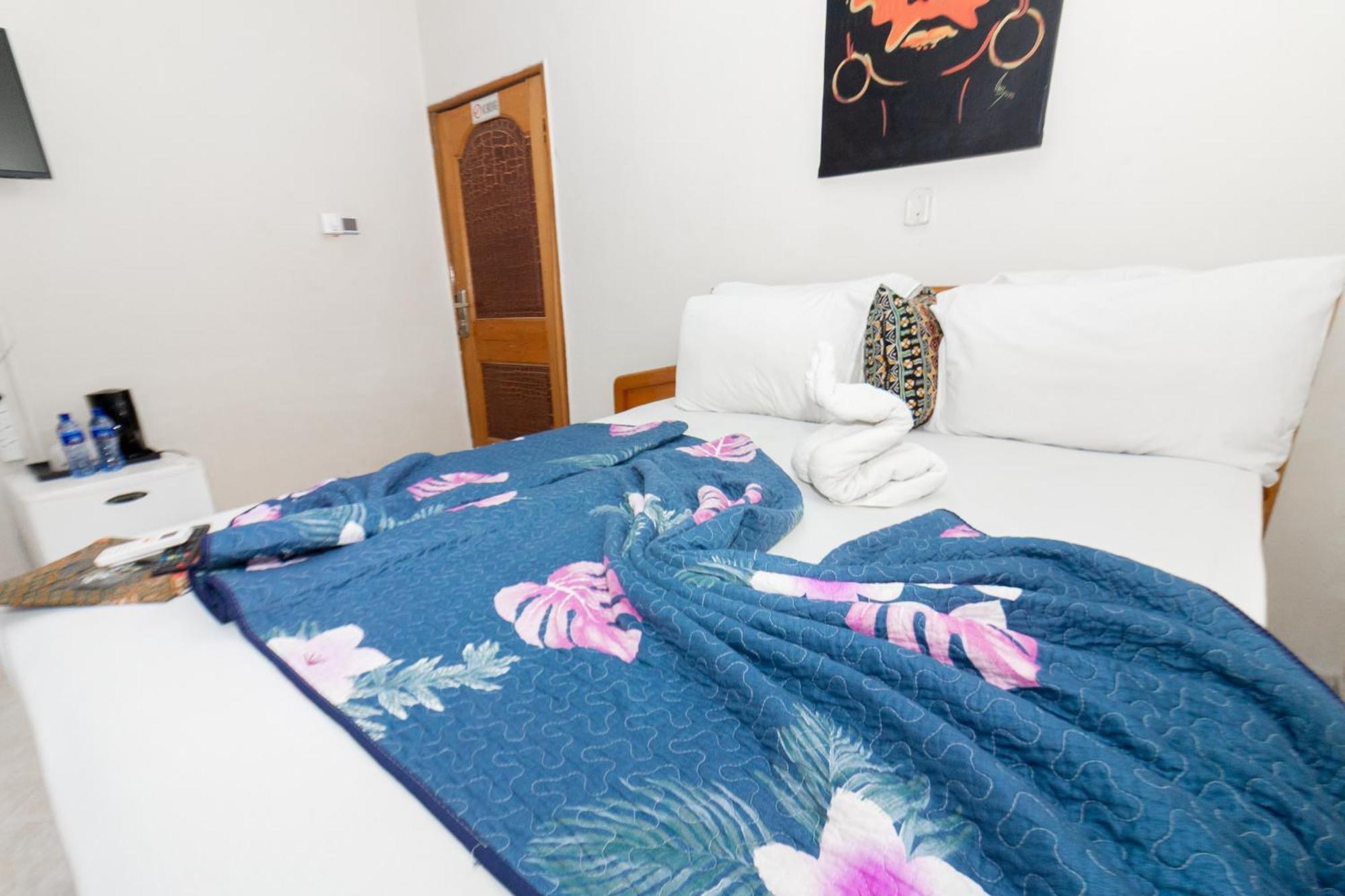 Prestige Guesthouse ,Ksi Kumasi Kültér fotó